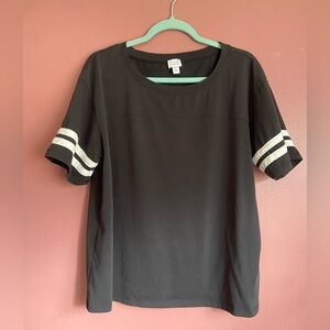 Peyton Jensen football tee XL